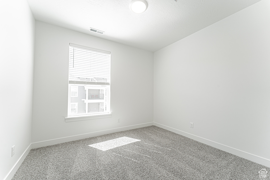 Photo 8 for MLS #2070057 at 13687 S Hanley Ln #DD303