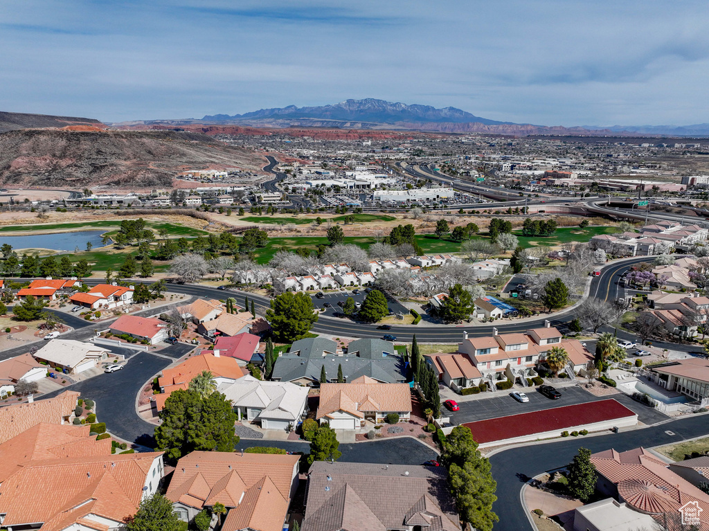 Bird's eye view featuring a residential view and a water and mountain view