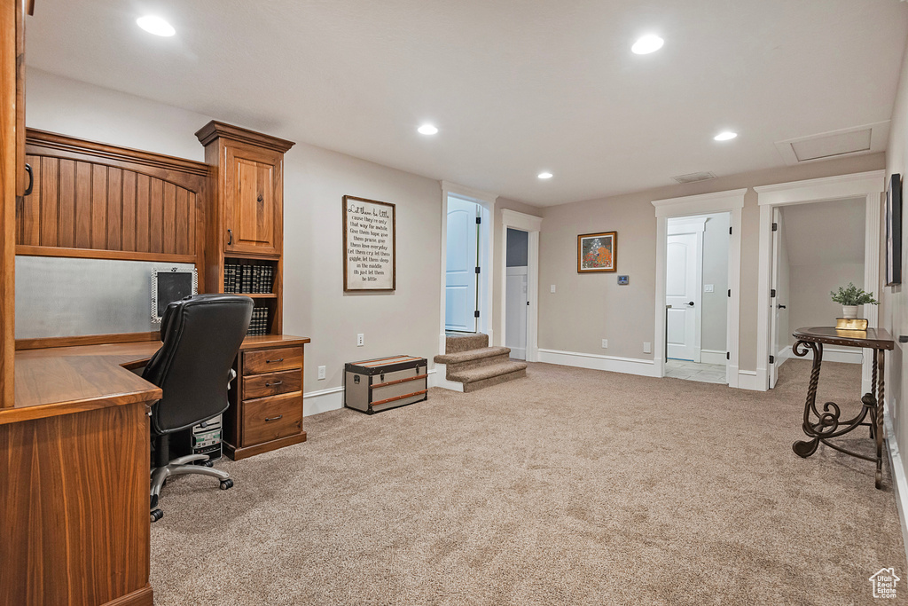 Office featuring light colored carpet, recessed lighting, and baseboards