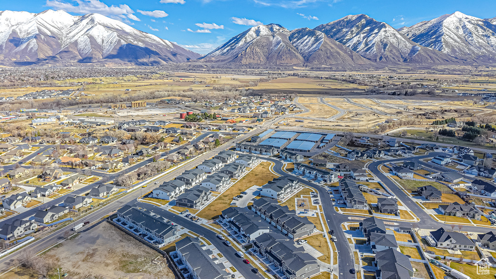 Birds eye view of property featuring a residential view and a mountain view