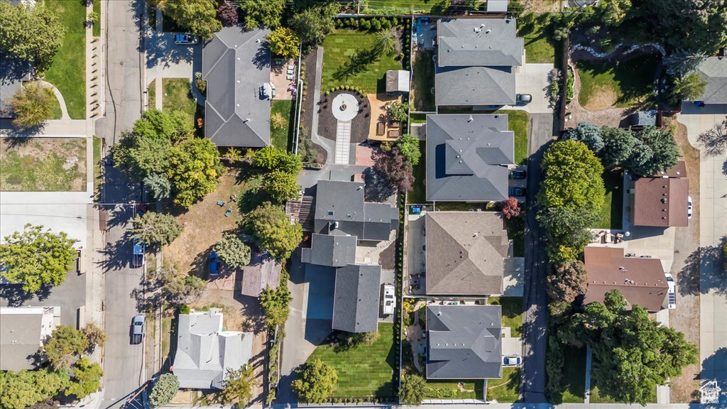 Bird\'s eye view featuring a residential view