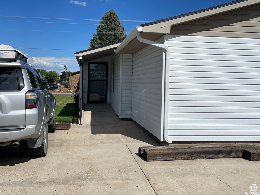View of side of home