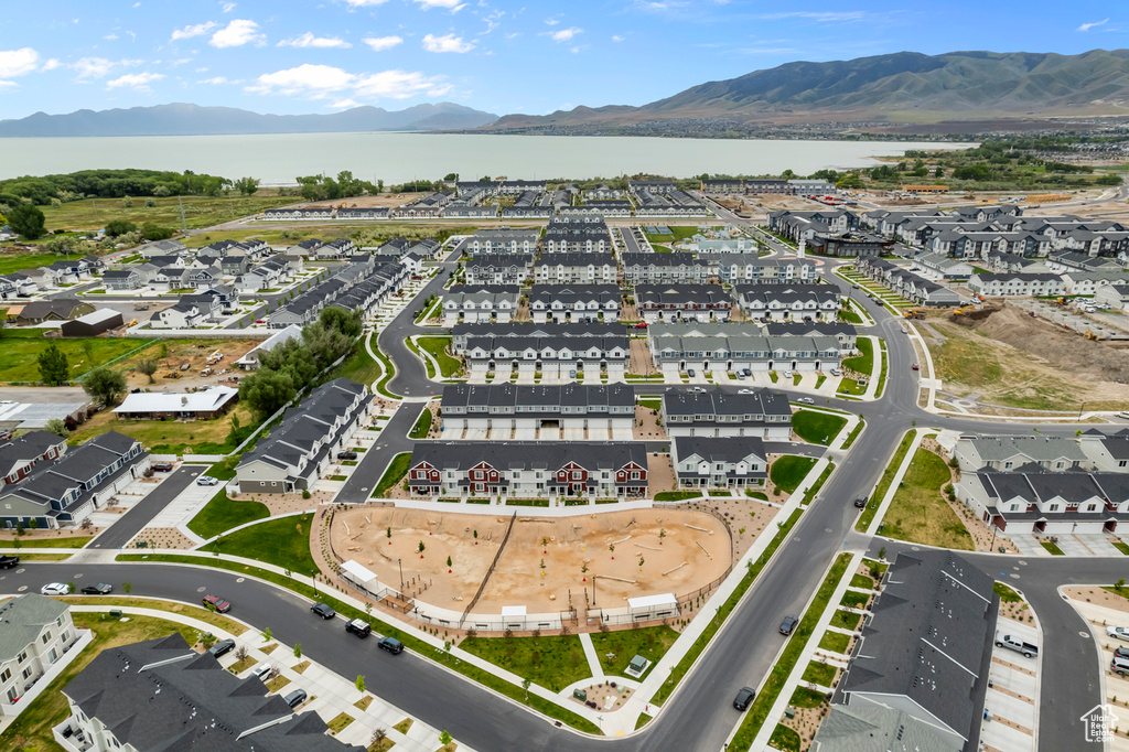 Bird's eye view with a residential view and a water and mountain view