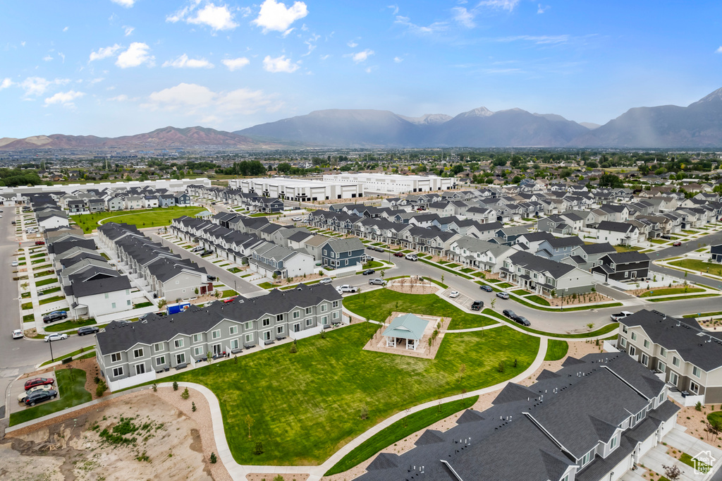 Bird's eye view with a residential view and a mountain view