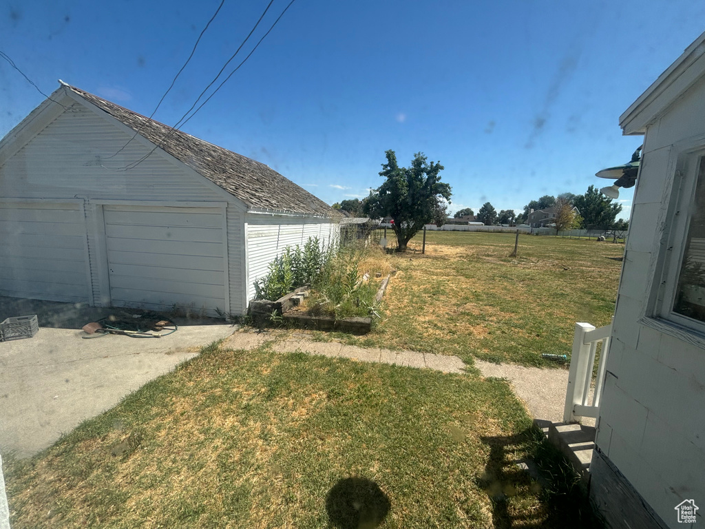 5949 W 5700 S Hooper, UT 84315