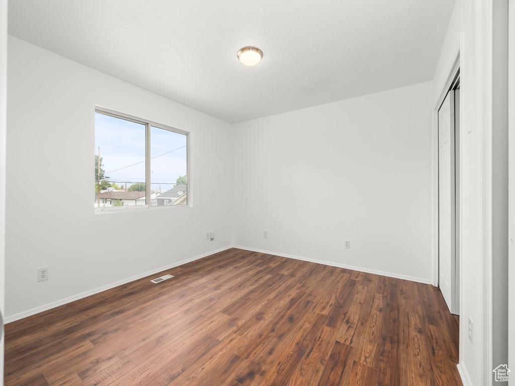 87 N GLENWOOD AVE Tooele, UT 84074