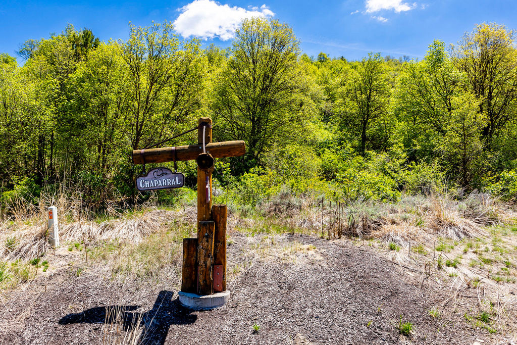 6567 E CHAPARRAL RD Huntsville, UT 84317