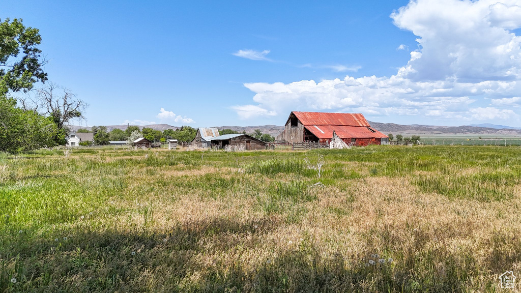 351 E 300 N Levan, UT 84639