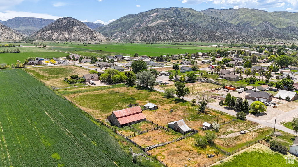 351 E 300 N Levan, UT 84639