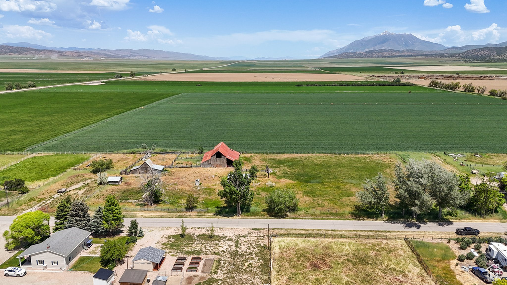 351 E 300 N Levan, UT 84639