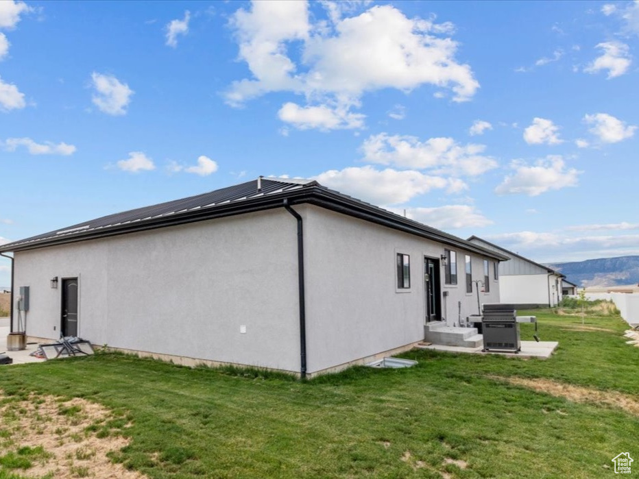 Photo 33 for MLS #2070927 at 306 W 450 South