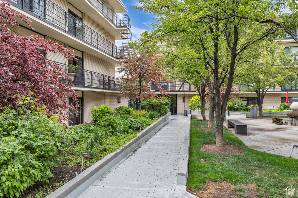 View of property\'s community
