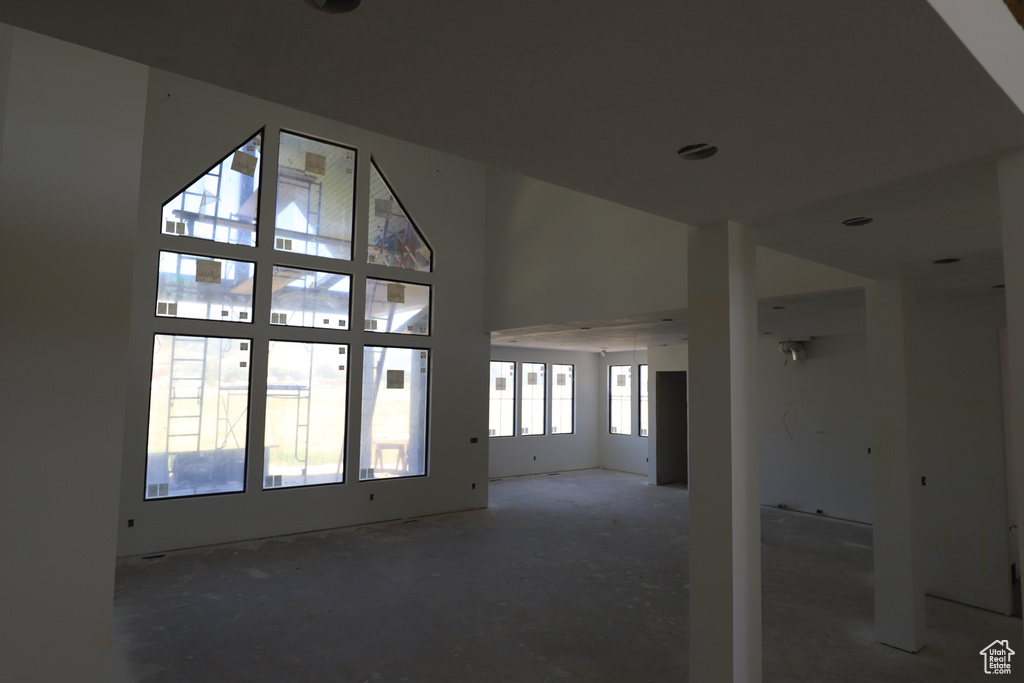260 S 7900 ST #3 Huntsville, UT 84317