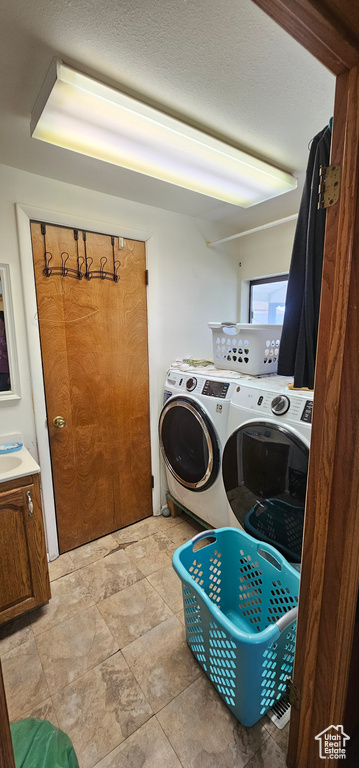 1433 W 2060 N Helper, UT 84526