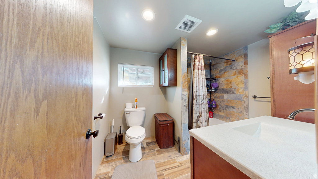 1433 W 2060 N Helper, UT 84526