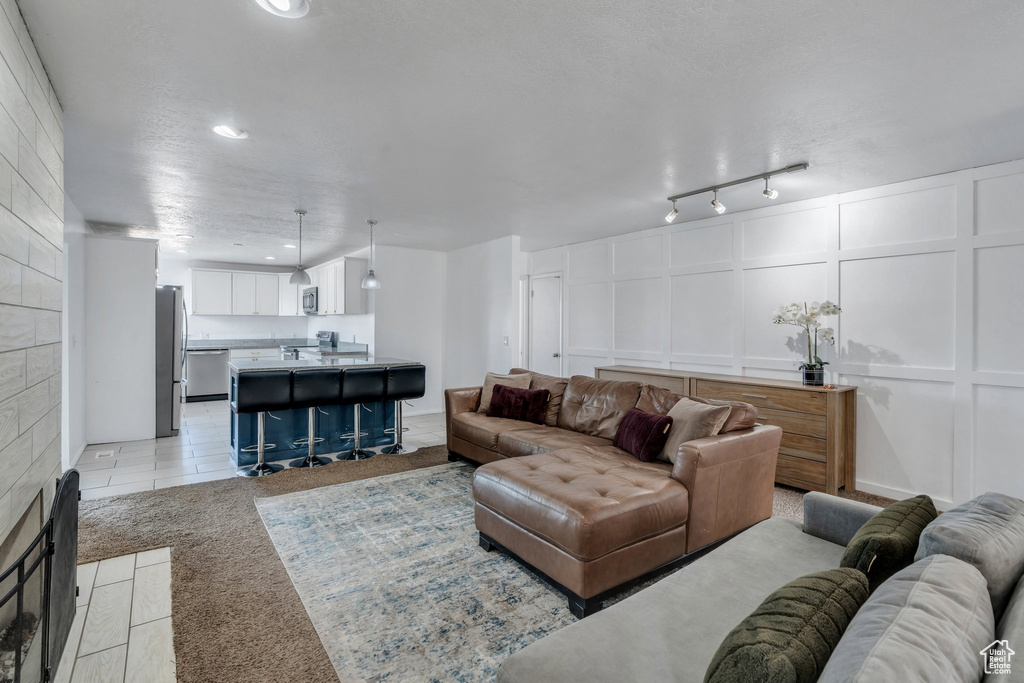 Photo 8 for MLS #2071102 at 1523 E 8685 South