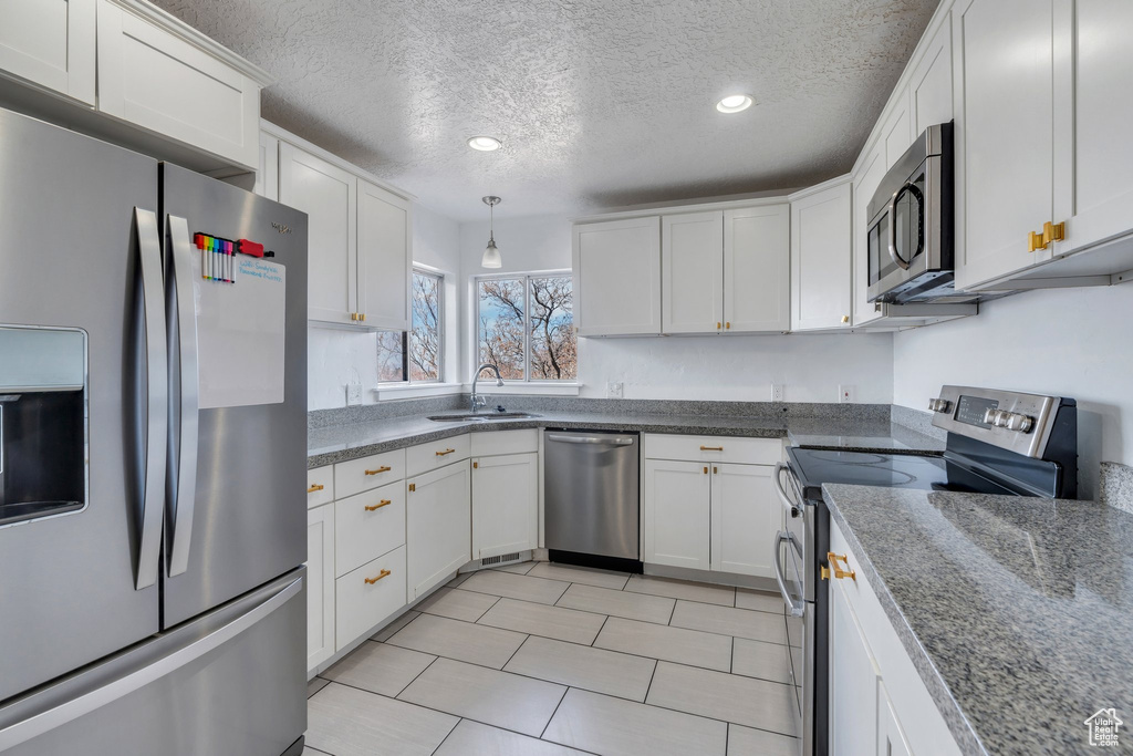 Photo 6 for MLS #2071102 at 1523 E 8685 South