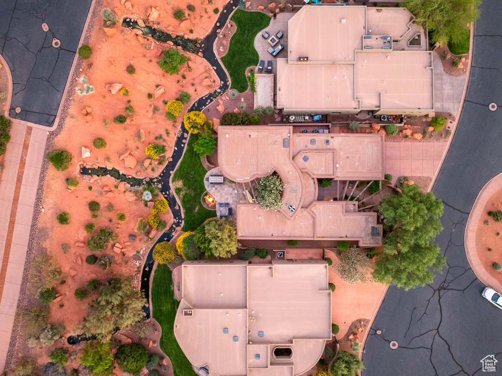 Bird\'s eye view