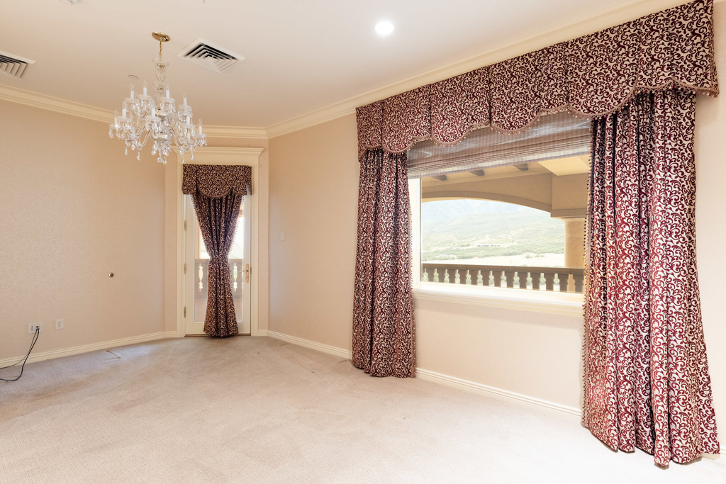 8272 LEFT FORK HOBBLE CREEK RD Springville, UT 84663