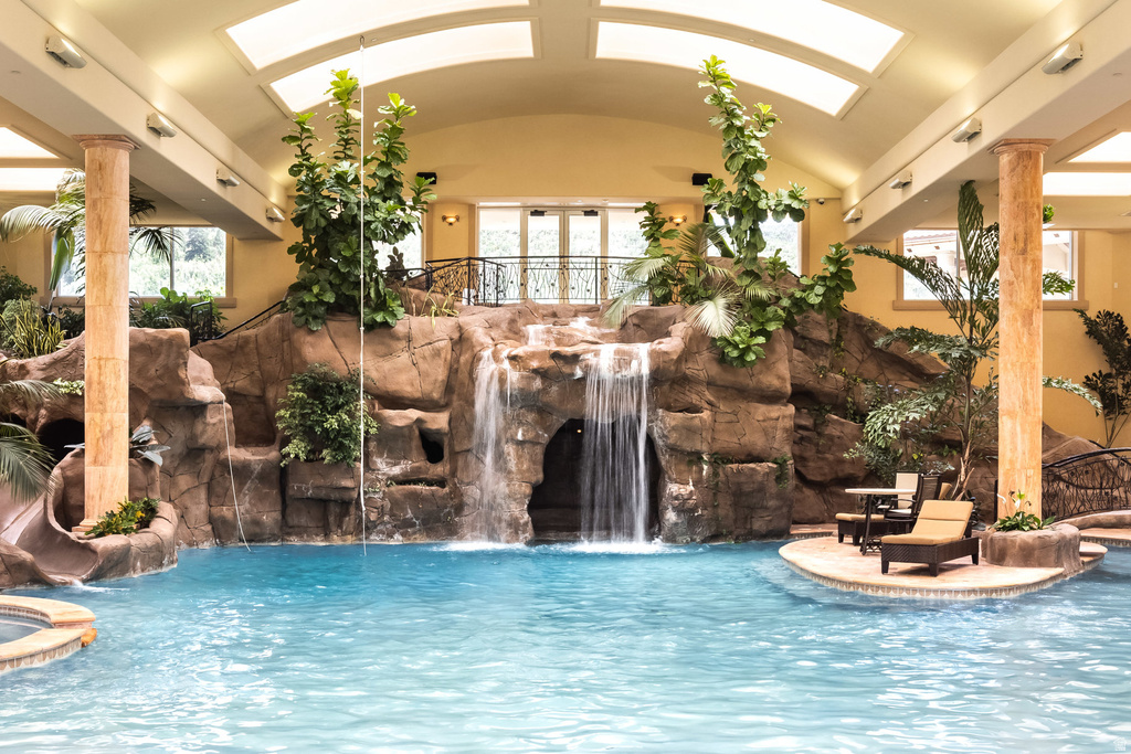 8272 LEFT FORK HOBBLE CREEK RD Springville, UT 84663