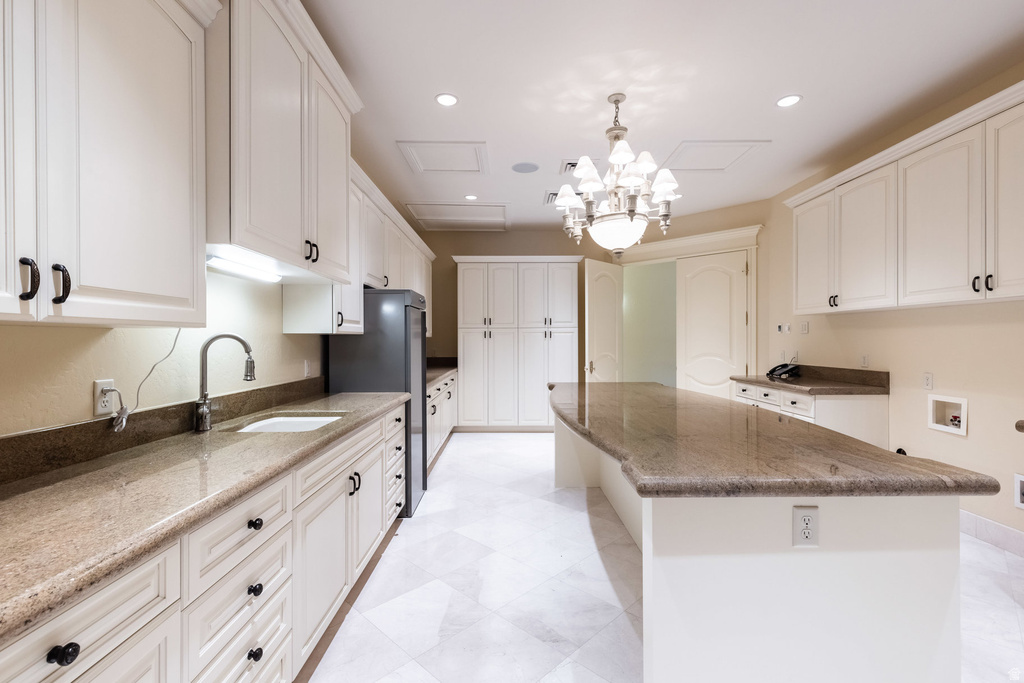 8272 LEFT FORK HOBBLE CREEK RD Springville, UT 84663