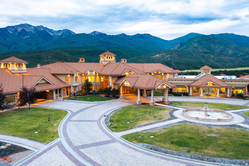 8272 LEFT FORK HOBBLE CREEK RD Springville, UT 84663