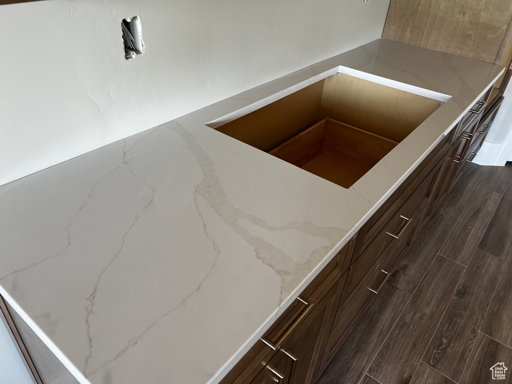 Detailed view of wood finished floors