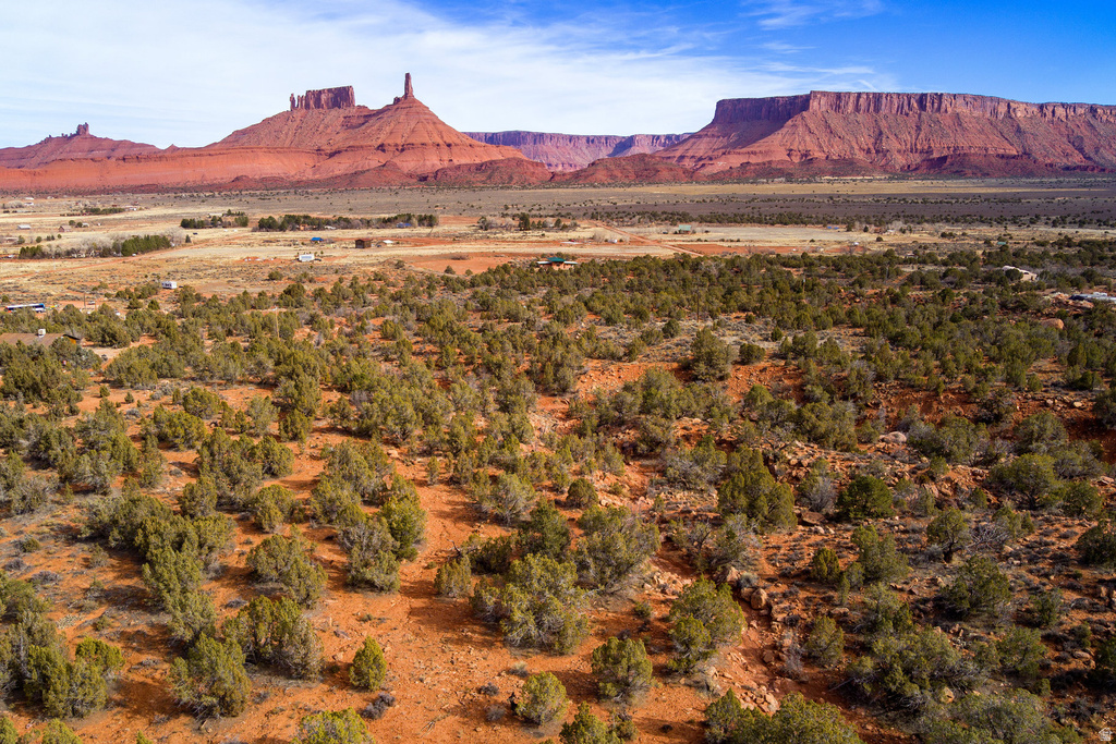 297  HOLYOAK LN Castle Valley, UT 84532