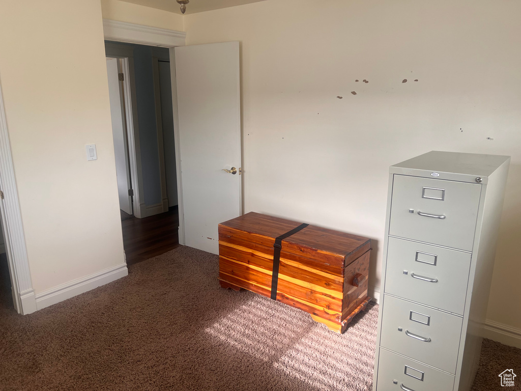 Unfurnished bedroom featuring carpet