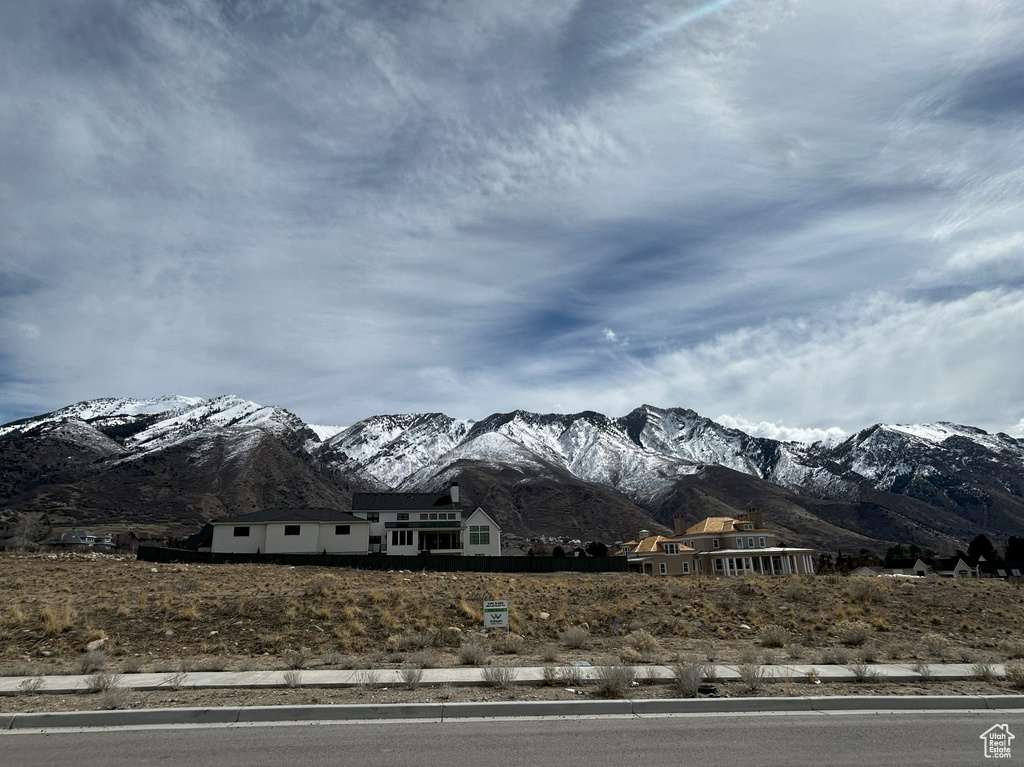 View of mountain feature