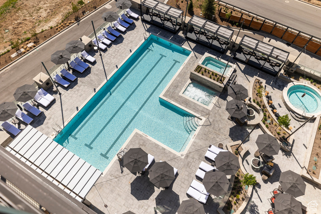 Bird\'s eye view of a pool