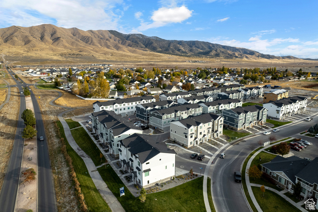 Aerial view featuring a mountain view and a residential view