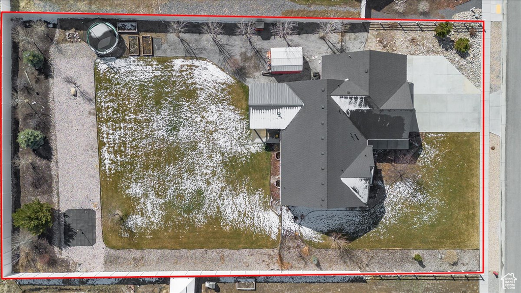 Birds eye view of property