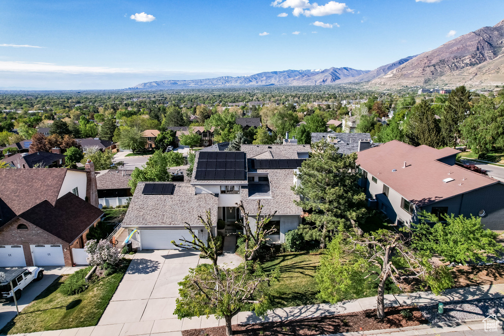 Aerial view featuring a residential view and a mountain view