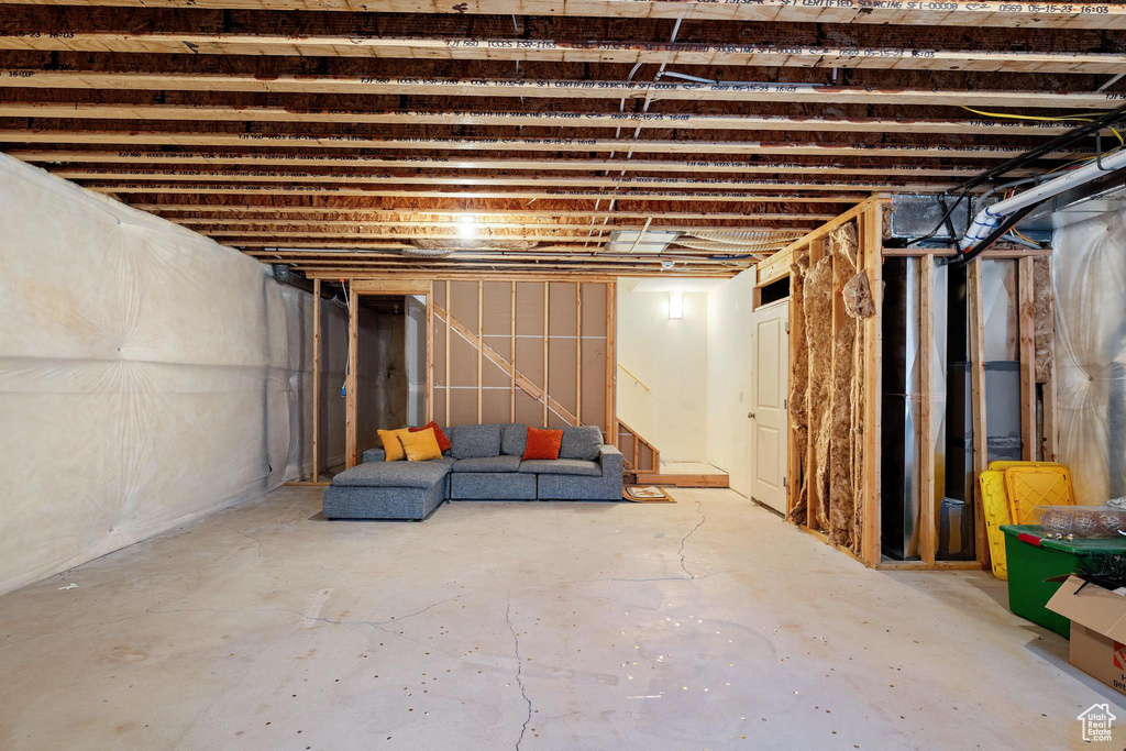Unfinished below grade area with stairway