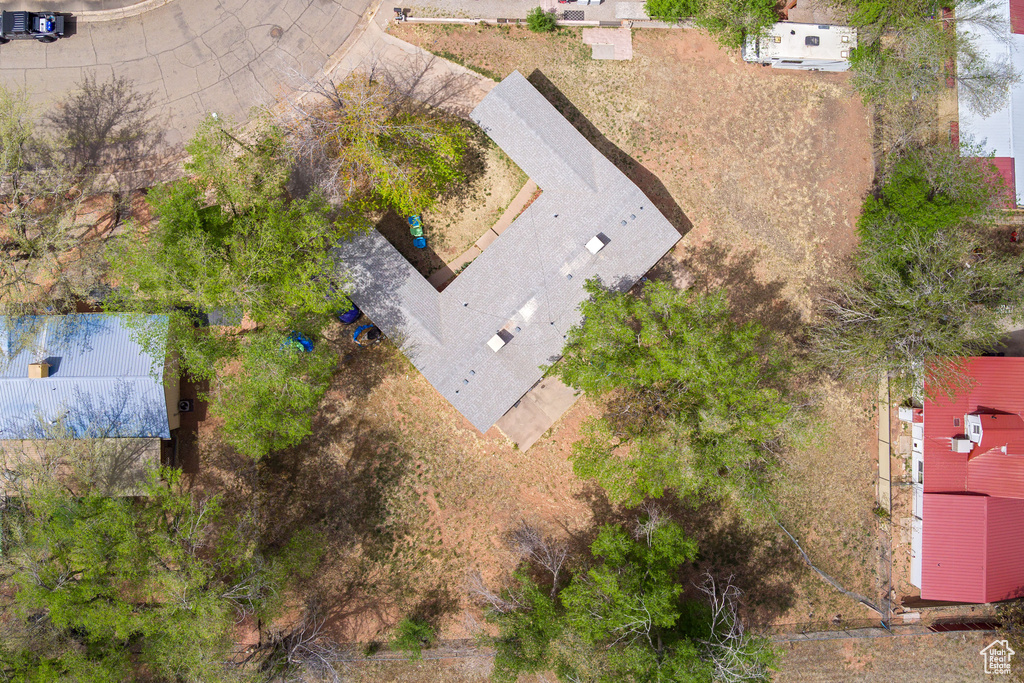 Birds eye view of property