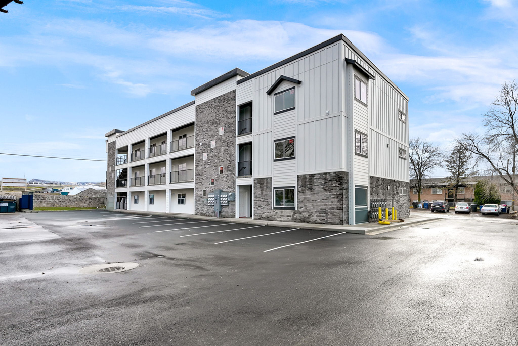 36 W 1600 N Sunset, UT 84015