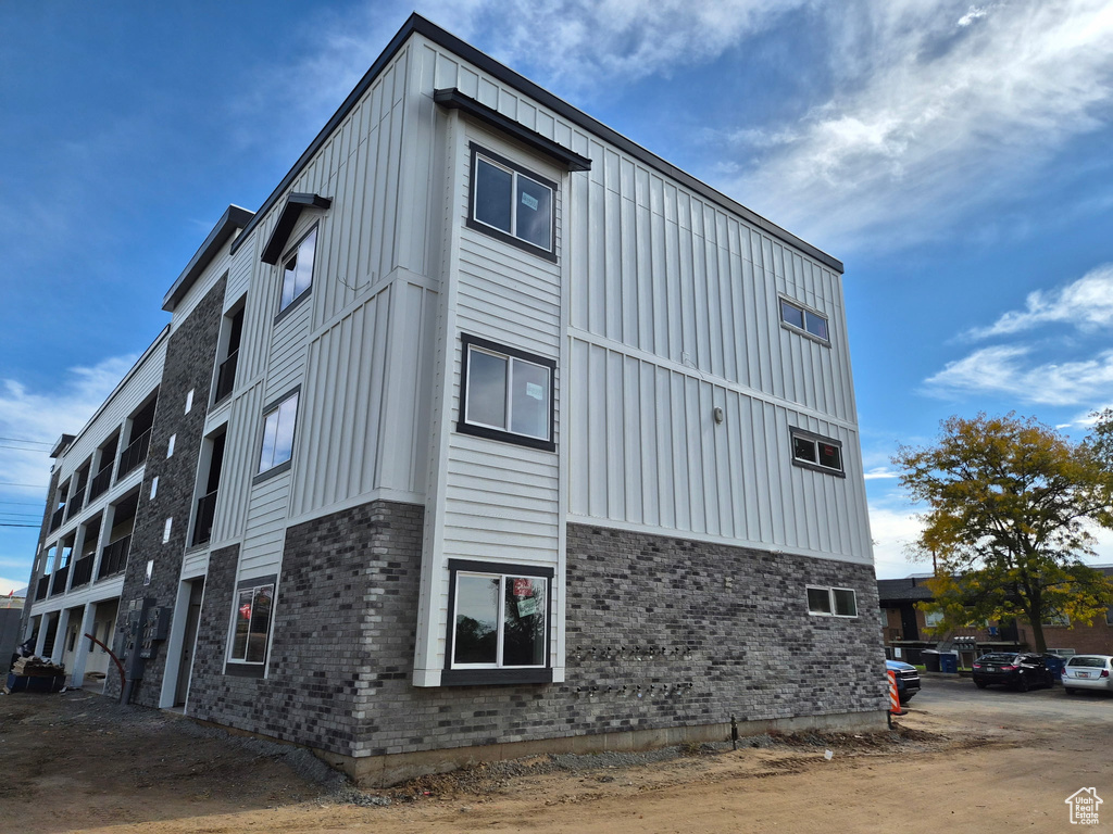 Photo 1 for MLS #2071873 at 36 W 1600 North