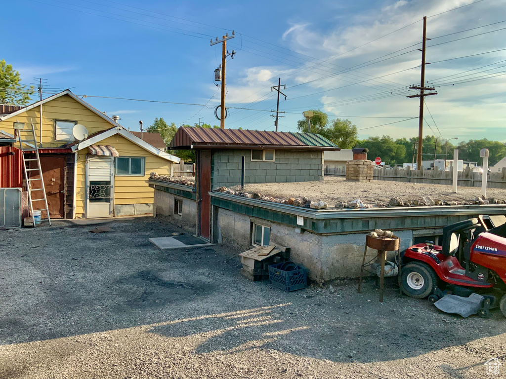 Photo 34 for MLS #2071899 at 625 W Main St