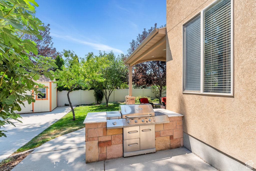 2943 W CURRENT CREEK DR South Jordan, UT 84095
