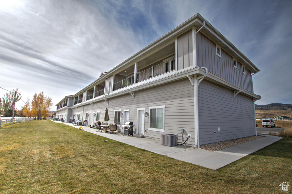Photo 42 for MLS #2071980 at 55 W Buttercup Ln #24/23