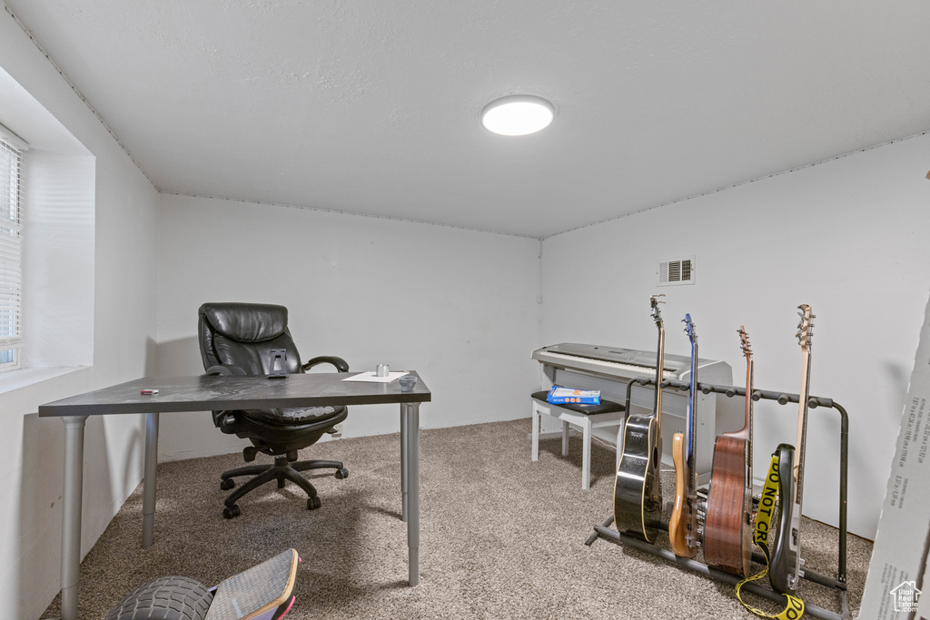 661 E 2735 S Ogden, UT 84403