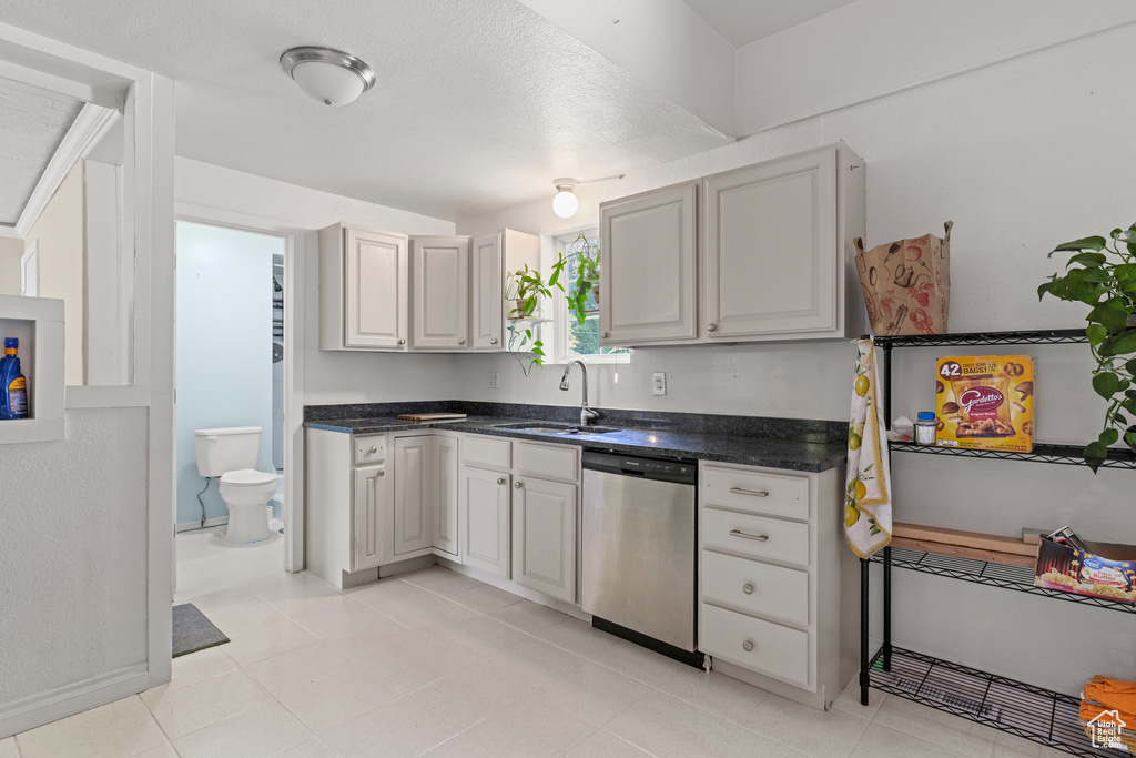 661 E 2735 S Ogden, UT 84403