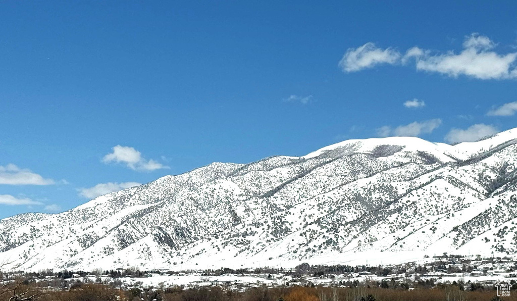 View of mountain feature