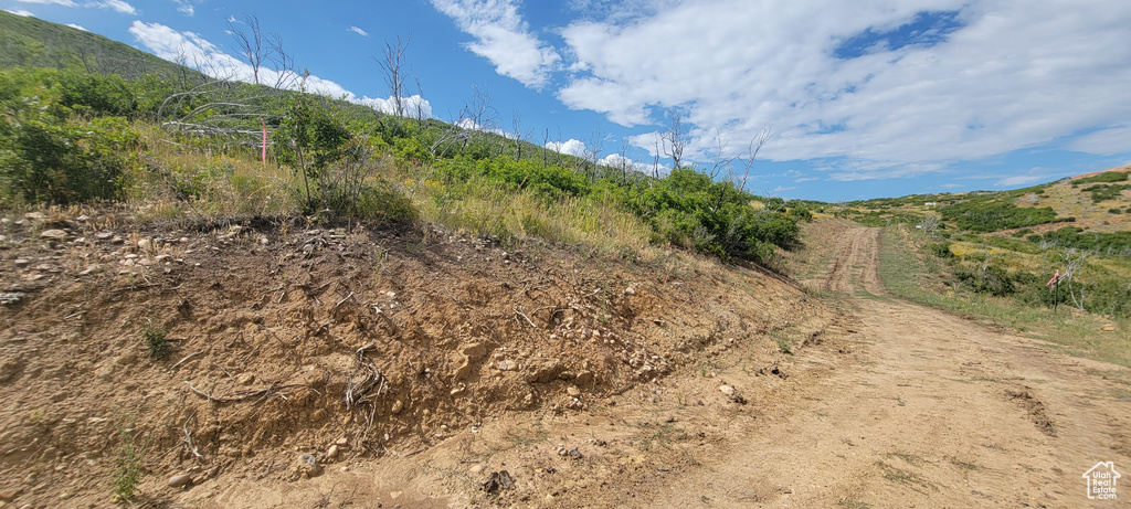 View of mountain feature