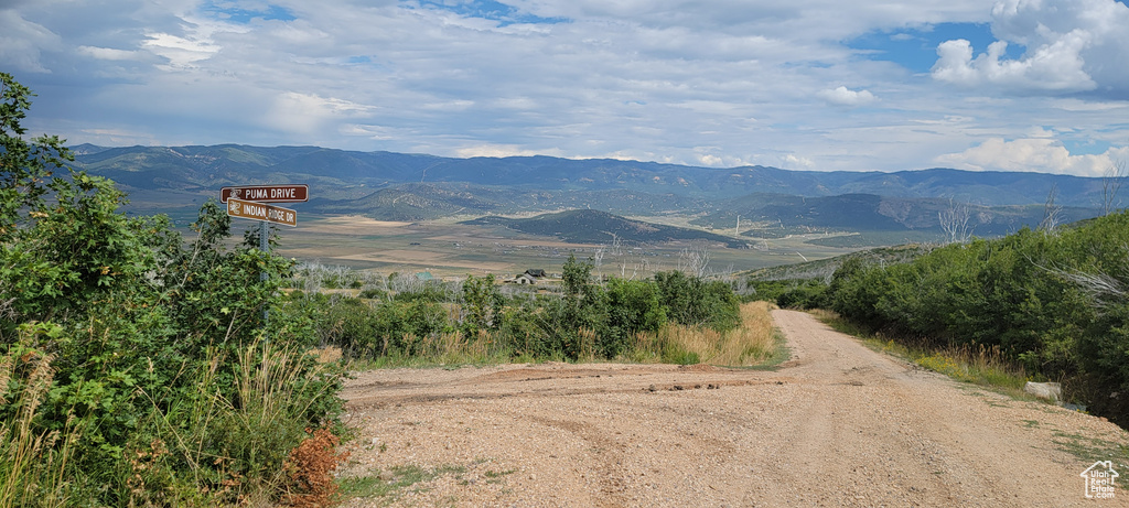 View of mountain feature