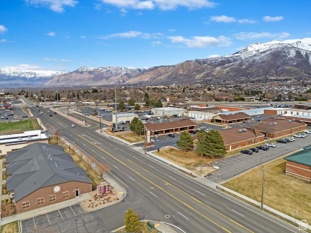 Bird's eye view featuring a mountain view