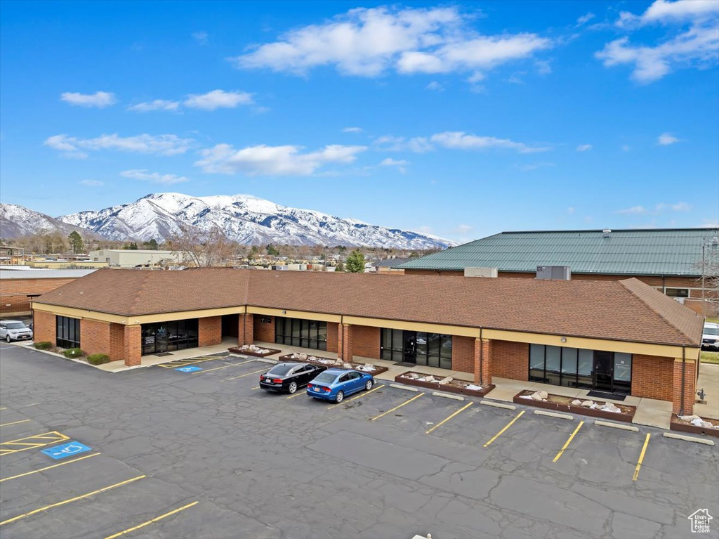 Uncovered parking lot with a mountain view