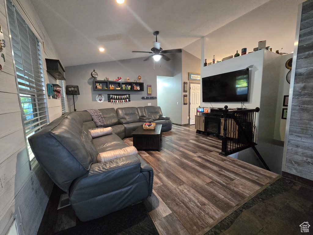 8894 S SUN LEAF DR West Jordan, UT 84088