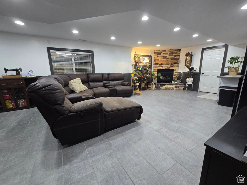 8894 S SUN LEAF DR West Jordan, UT 84088